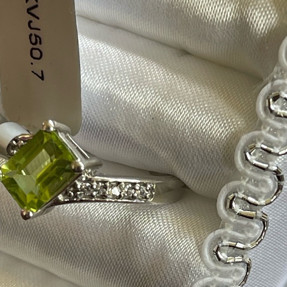 NWT SET!! 4.62 ct CHANGBAI PERIDOT TOPAZ EARRINGS/RING SIZE 7. Ltd Edit 1 of 77! - Picture 5 of 10